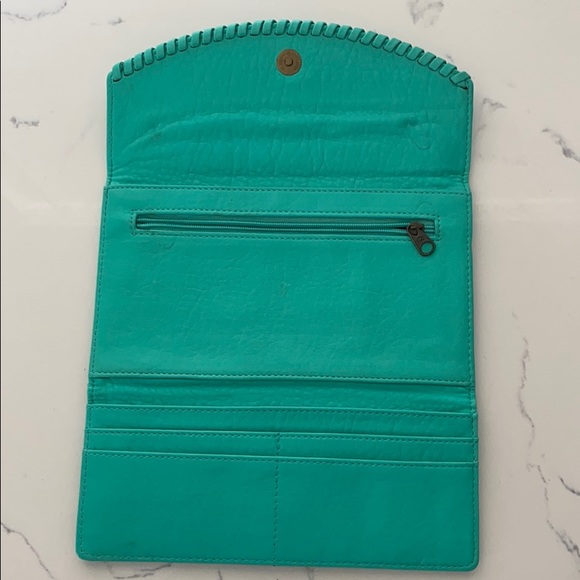 Billabong Women’s Small City Vibes Wallet in Teal - Picture 3 of 7